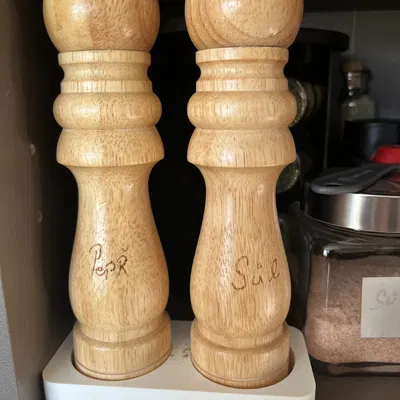 Giá đỡ cối xay muối/tiêu