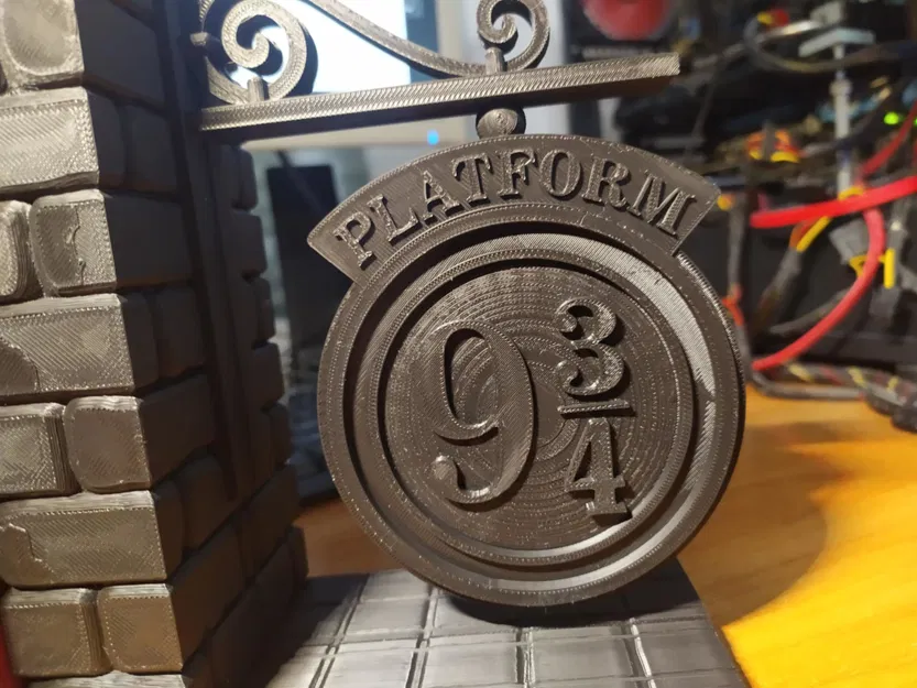 Platform 9 3/4 - Color - Image 6