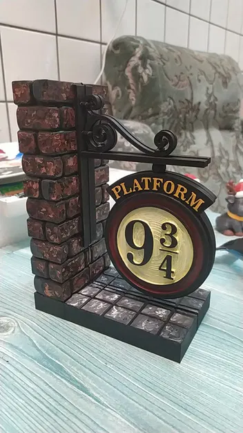 Platform 9 3/4 - Color - Image 9