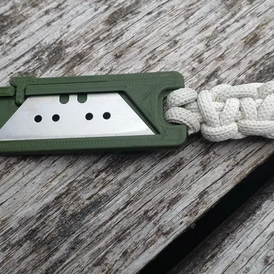 Dao rọc giấy (Utility Knife) mini kèm lỗ móc paracord