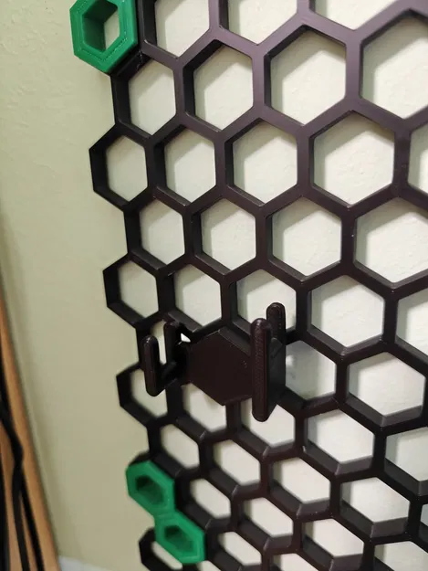 Giá treo thước kẹp gắn tường dạng honeycomb - Image 2