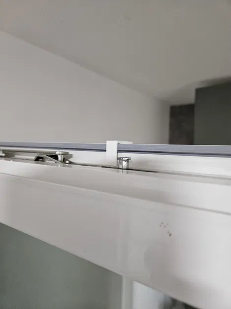 Fensterhaken (Móc treo cửa sổ) - Image 2