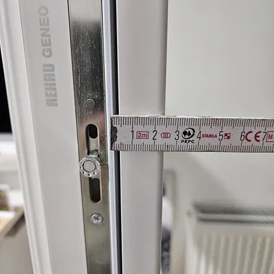 Fensterhaken (Móc treo cửa sổ)