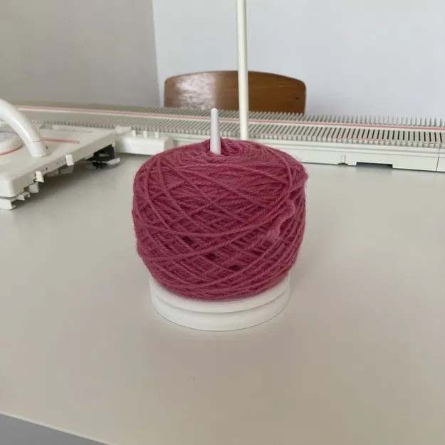 Giá đỡ cuộn len (Yarn holder) - Image 3