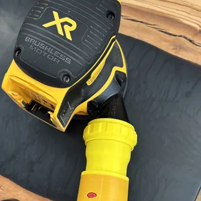 Adapter máy chà nhám DeWalt sang ống Bosch (DeWalt sander to Bosch hose adapter)