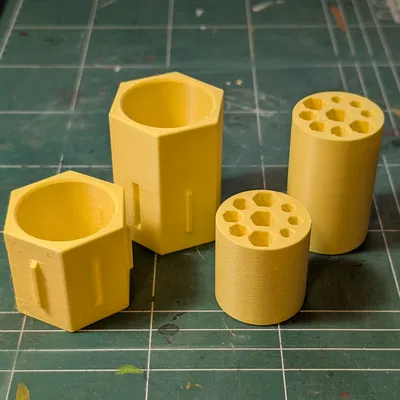 Khay sắp xếp tuýp sơn acrylic 75ml dạng mở rộng (Expandable organizer)