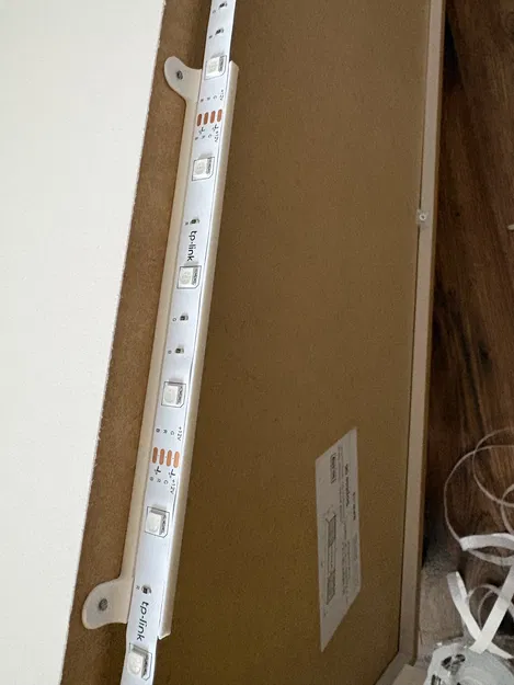 Ngàm gắn LED strip cho nội thất (LED strip mount for furniture) - Image 3