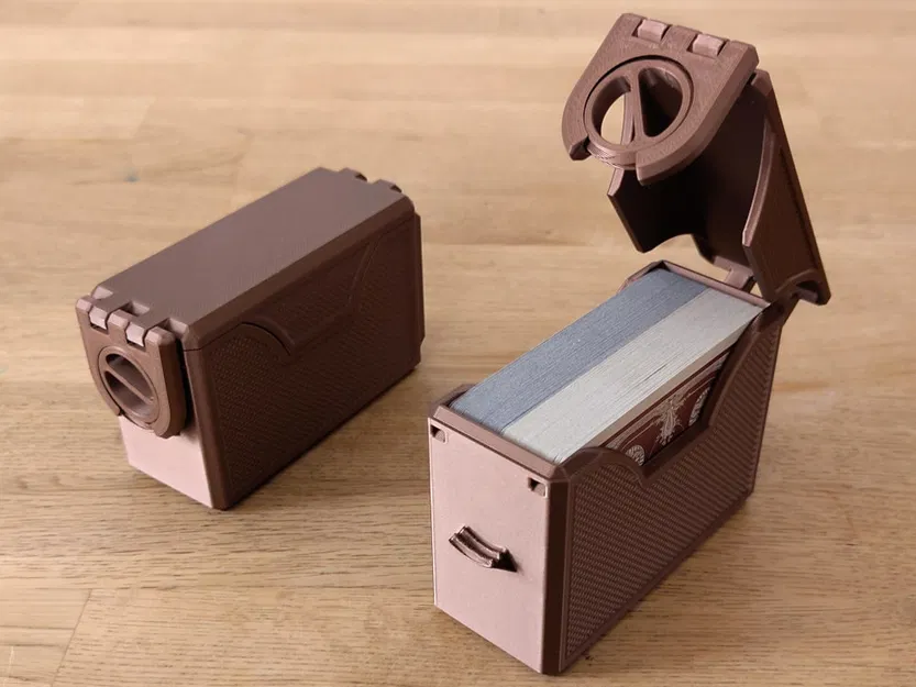 Card vault – Hộp đựng 2 bộ bài print-in-place có khóa vặn - Image 1