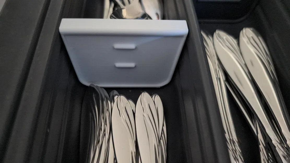 Vách ngăn bếp nhỏ cho không gian hẹp - Image 1