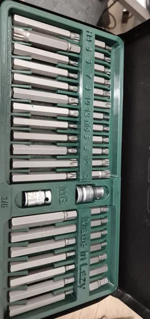 Insert thay thế dạng rigid cho hộp mũi vít Neo Tools - Image 1