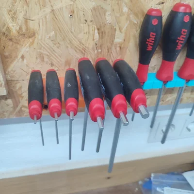 Giá treo tường tay vặn chữ T Wiha ComfortGrip hex screwdriver