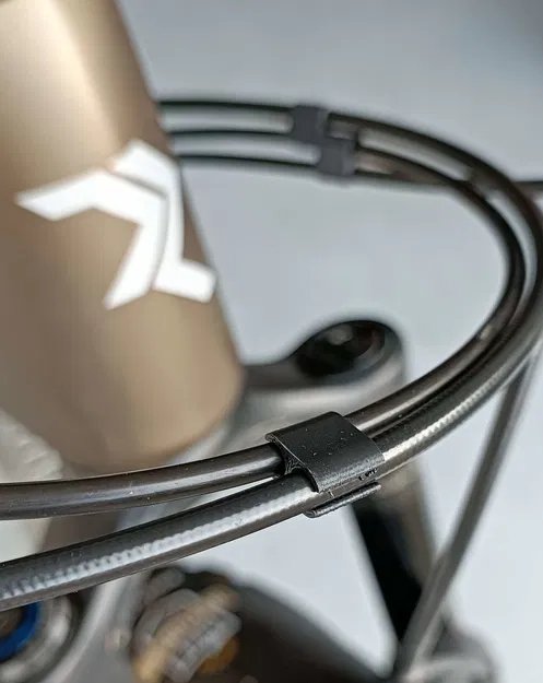 Kẹp Dây Cáp Thắng/Số MTB (MTB Brake/Shift Cable Clip) - Image 1