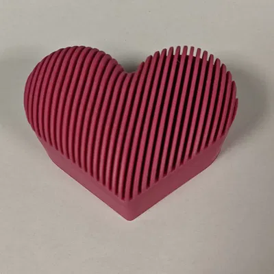 Hộp Quà Trái Tim Gân Sọc | Striped Pattern