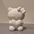 Tượng mô hình Hello Kitty cầm trái tim - Thumbnail 1