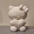 Tượng mô hình Hello Kitty cầm trái tim - Thumbnail 6