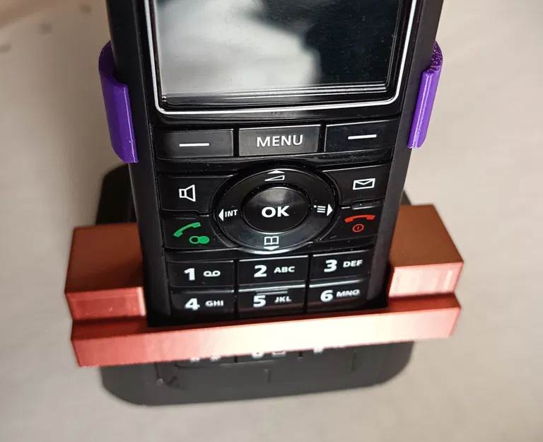 Kẹp đeo lưng và nắp đế sạc cho điện thoại AVM Fritz!Fon C5 - Image 1