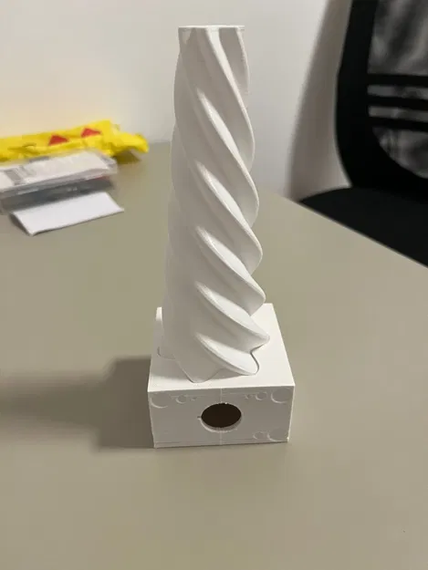 Đèn bàn LED RGB trang trí – In 3D (PLA) - Image 9