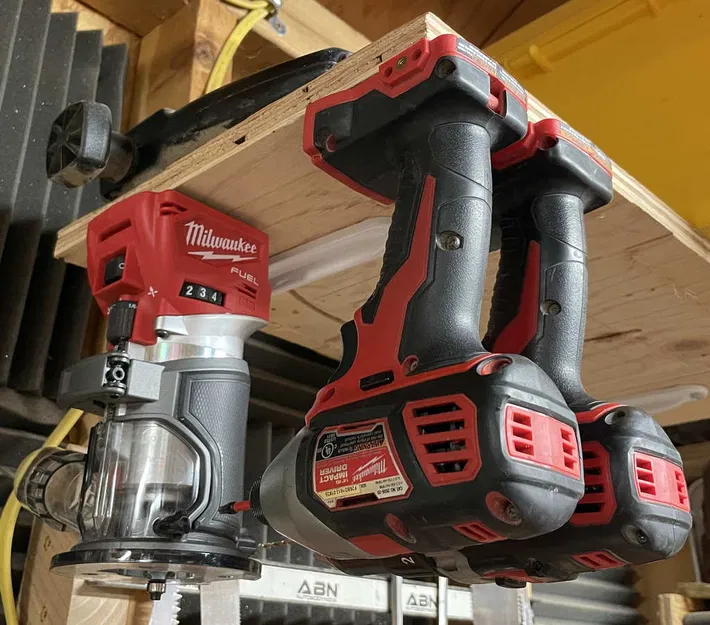 Milwaukee M18 Battery "clip" – Kẹp treo dụng cụ dưới kệ - Image 3