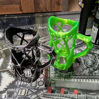 Ly cầm lon nước ngọt phong cách Sci‑fi Alien (Soda Can Mug / Can holder)