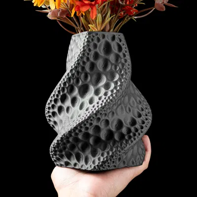 Bình Hoa Trăng (Moon Flower Vase) – MODERN MACHINE