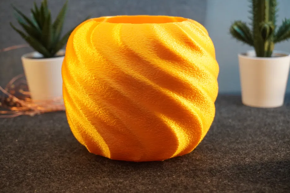 Bình hoa xoắn (Vase twisted) - Image 7