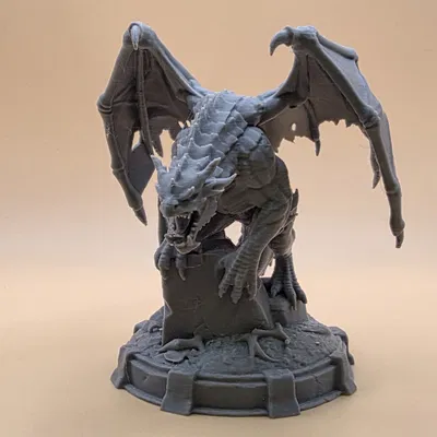 Bazilišek ze Zaklínače – Mô hình figurine bazilišek chi tiết