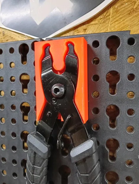 Giá treo kìm Master Link cho pegboard Parkside (có nam châm) - Image 1