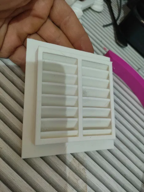 Rejilla ventilacion (lưới thông gió) - Image 1