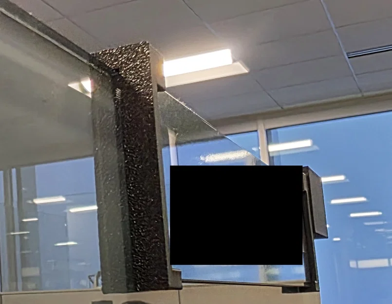 Giá Treo Thẻ Tên (Name Badge Holder) - Image 2