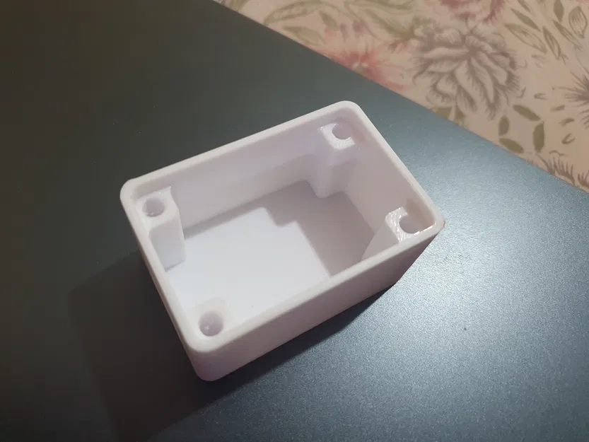 Hộp tuỳ chỉnh kích thước, nắp khít, có Heat Inserts cho vít - Image 8