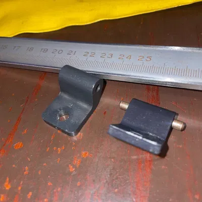 Bản lề hộc đựng đồ Volvo S40 1998 (Glove Box Hinge)