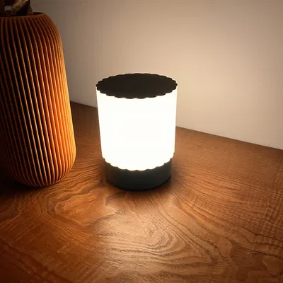 Đèn Thiết Kế Dùng Pin (Battery powered Designer Lamp)