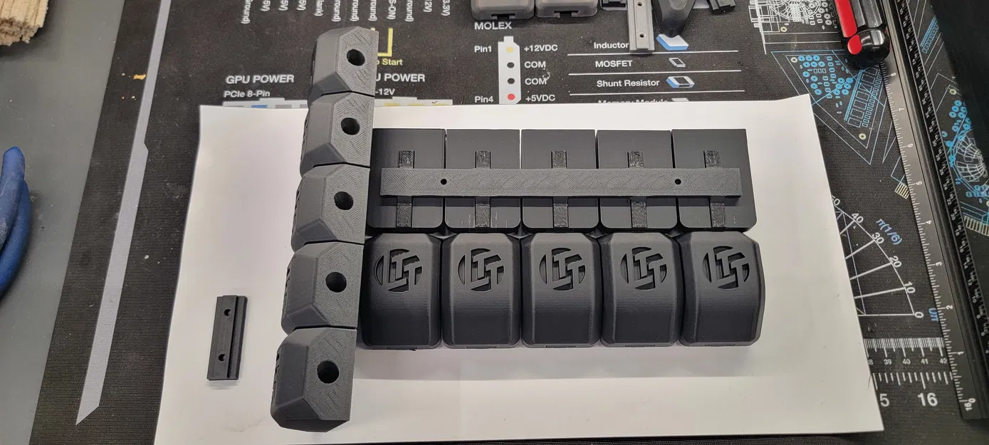 Giá treo tường tua vít LTT (LTT Screwdriver Wall Display) - Image 7