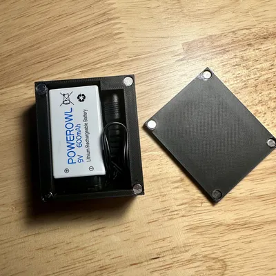 Giá đỡ hộp pin 9V cho Barrel Plug 5.5mm (đèn LED)