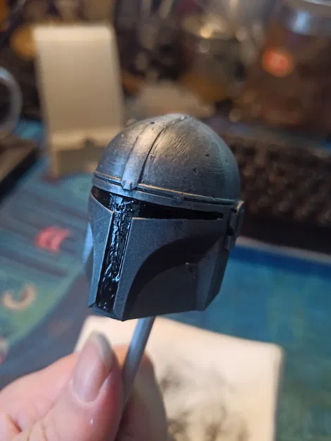 Mũ chụp chai bia “Mando” (Beerbottle helmet “Mando”) - Image 1