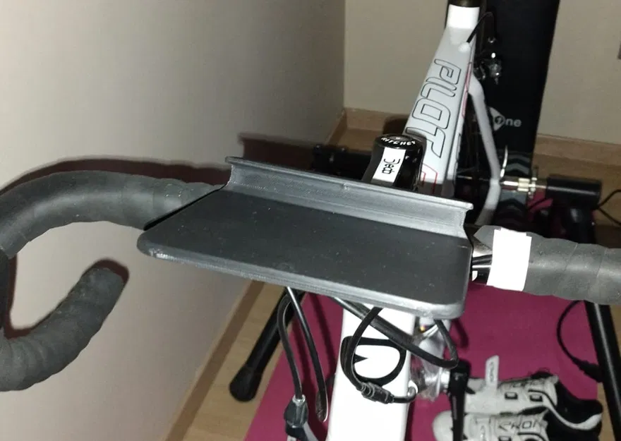 Ngàm gắn tablet cho Garmin (Garmin Tablet mount) - Image 1