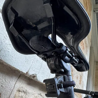 Giá đỡ AirTag cho xe đạp – gắn dưới yên (Under the Saddle)