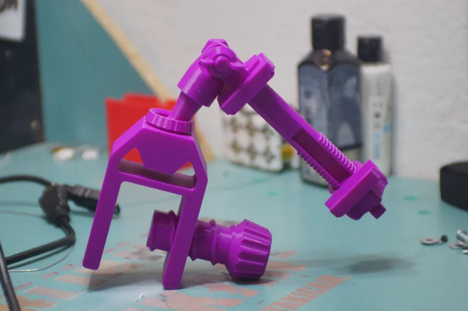 Giá đỡ điện thoại kẹp bàn/kệ (Shelf / Table Clamp Phone Stand/Holder) - Image 2