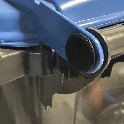 Bản lề thùng rác (wheelie bin) ⌀19.5x50mm + nắp ⌀33x3mm