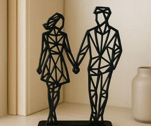 Cặp đôi nắm tay (Couple Holding Hands) - Image 1