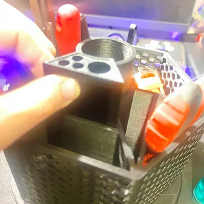 Tool Organizer – Organizer lục giác có nắp Twist-lock & ngăn bí mật