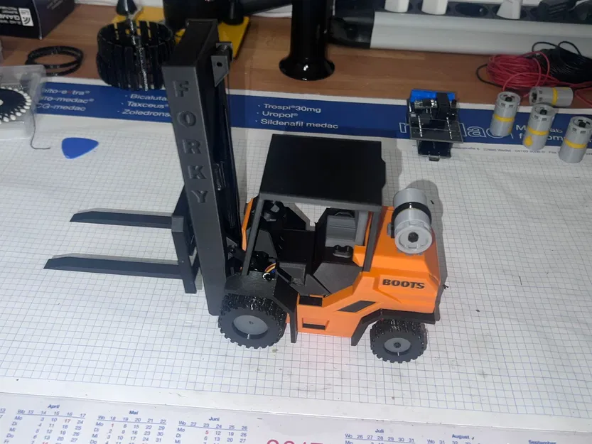 Xe nâng RC in 3D – Tối ưu DIY (Remix) - Image 1