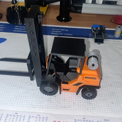 Xe nâng RC in 3D – Tối ưu DIY (Remix)