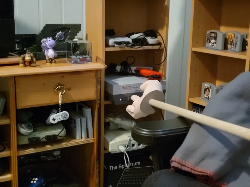 F*ck Stick (cây chọc ngón giữa) gắn cán chổi - Image 3