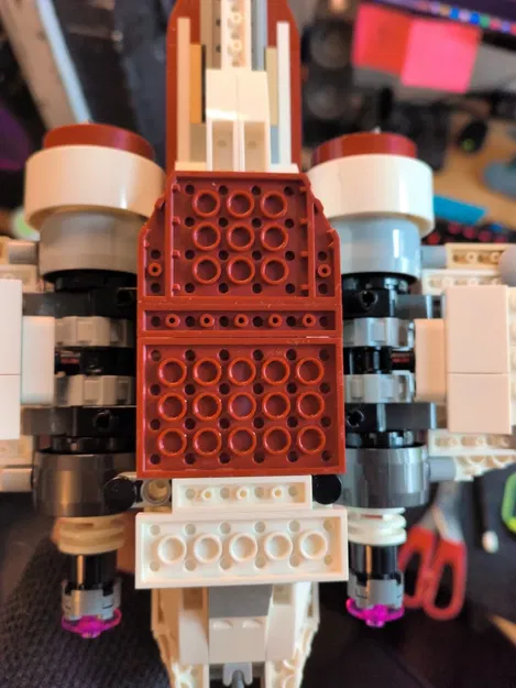 Giá treo tường LEGO Star Wars ARC-170 Starfighter 75402 - Image 4