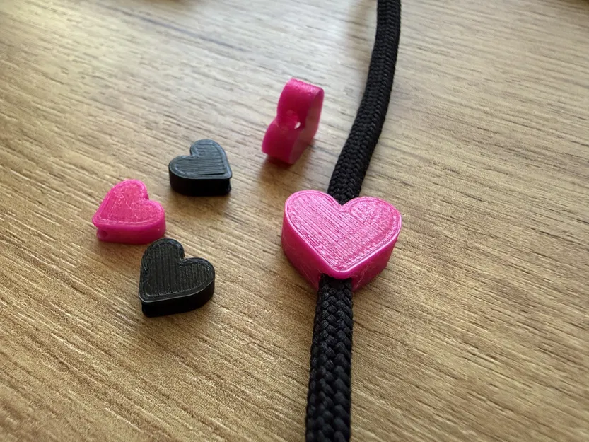 Hạt Trang Trí Trái Tim Xỏ Dây – Bản Valentine - Image 1