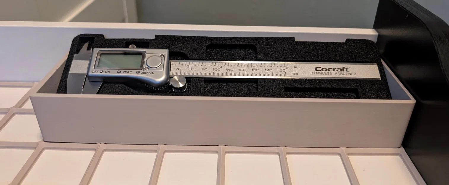 Khay Gridfinity nghiêng cho foam thước cặp (Caliper foam gridfinity holder) - Image 2