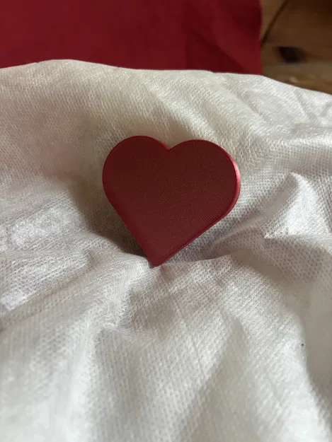 Hidden LOVE – Trái tim bí mật phát sáng - Image 2