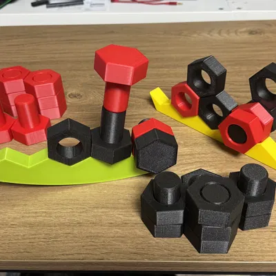 Trò chơi cân bằng Nuts and Bolts Balance Game