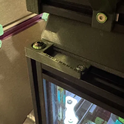 Tay nắm/đệm góc cửa Clicky & Colony (Clicky & Colony Door Corner Handles/Bumpers)